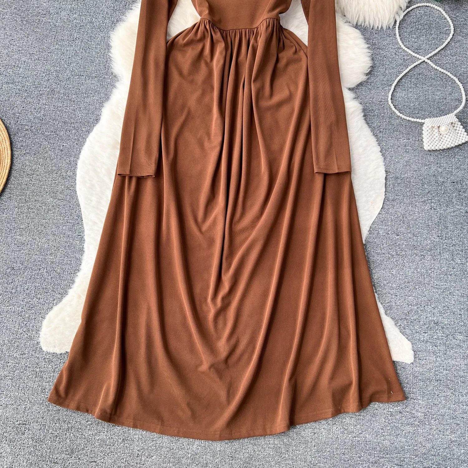 Elegant Off-shoulder Waist-slimming Dress