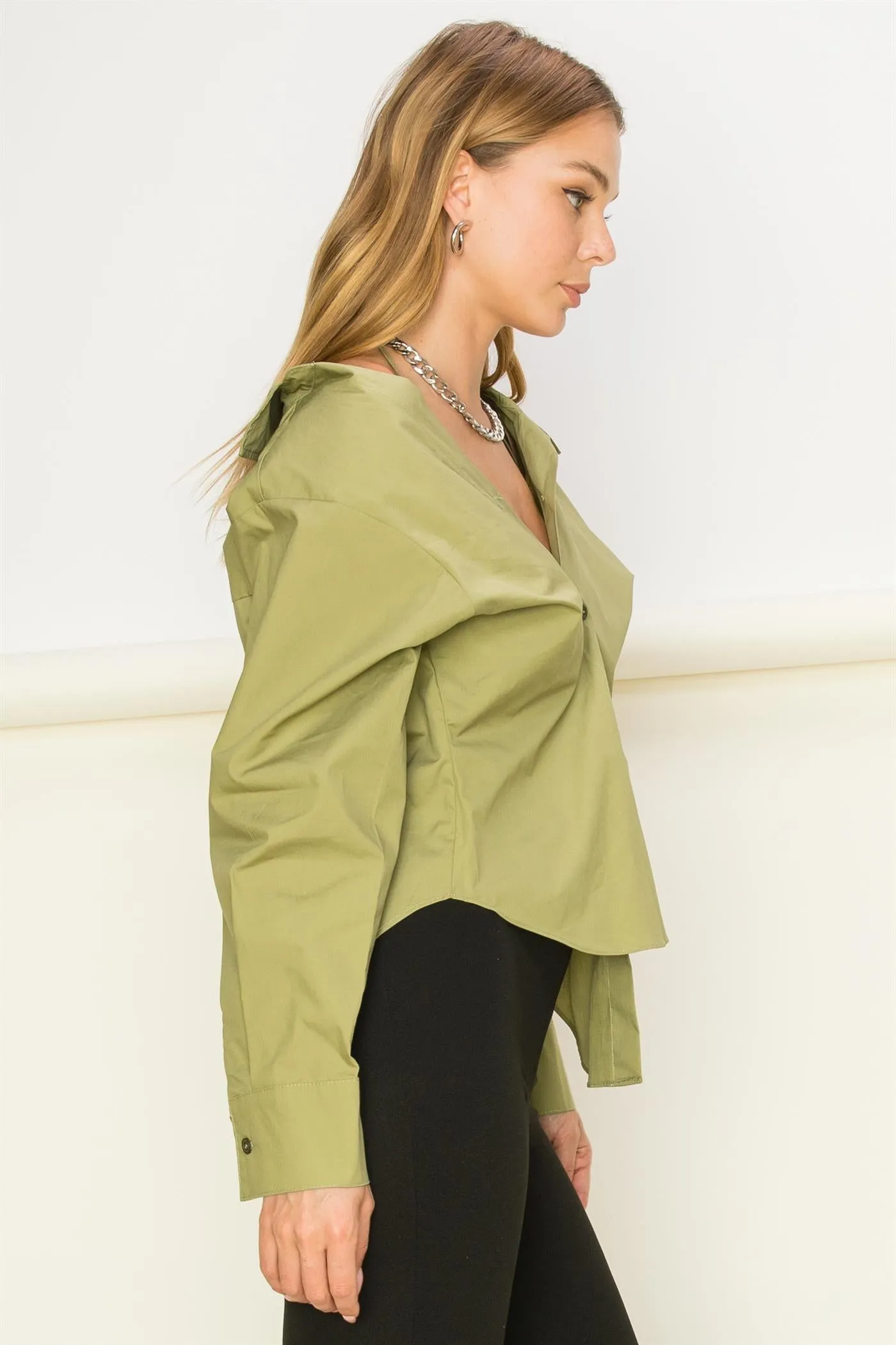 HF22G139-OFF SHOULDER ASYMMETRCAL BUTTON-UP SHIRT