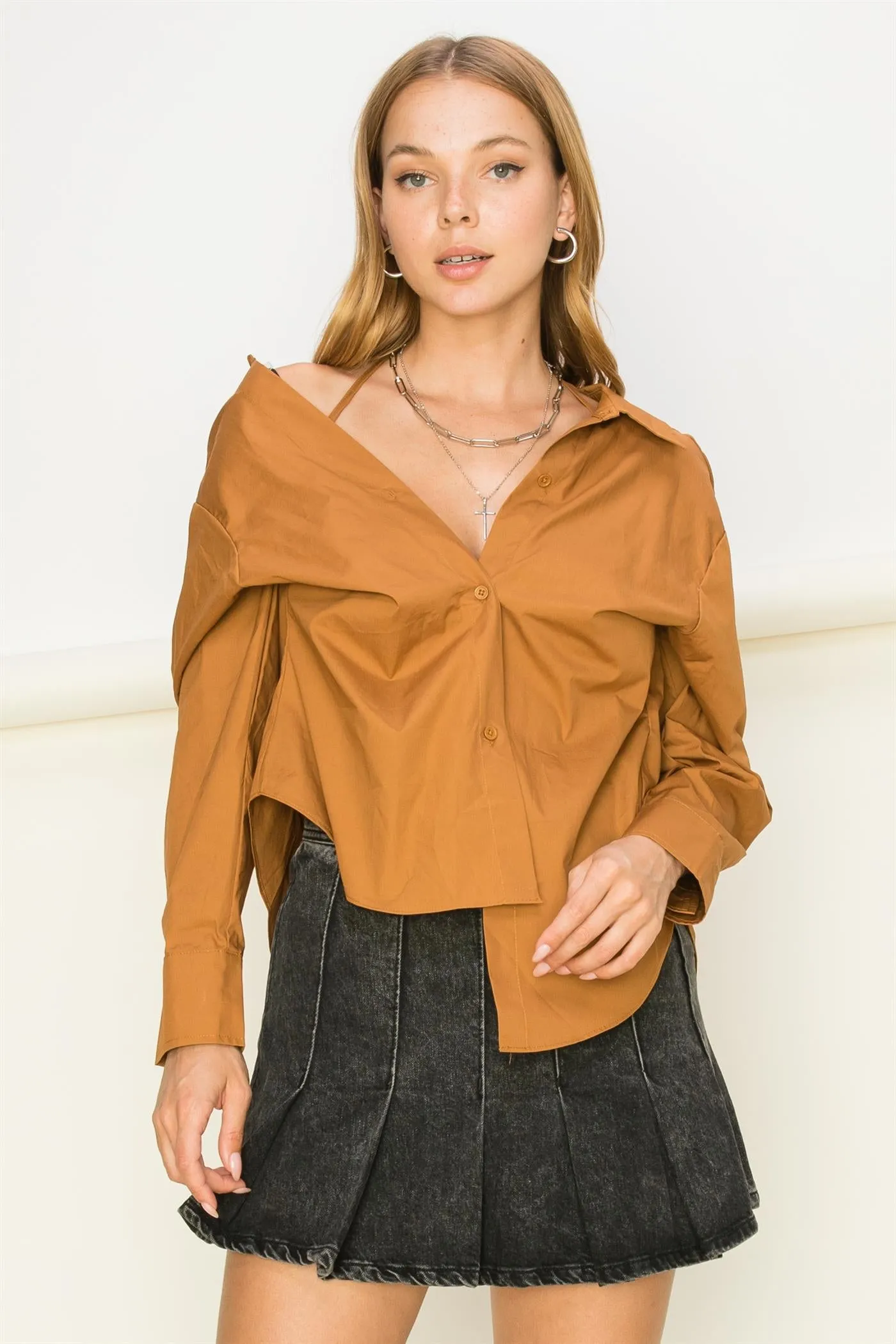 HF22G139-OFF SHOULDER ASYMMETRCAL BUTTON-UP SHIRT