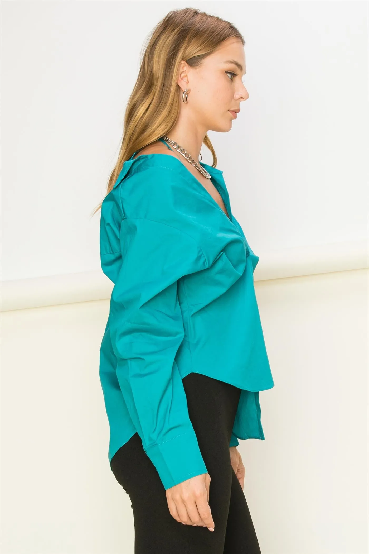 HF22G139-OFF SHOULDER ASYMMETRCAL BUTTON-UP SHIRT