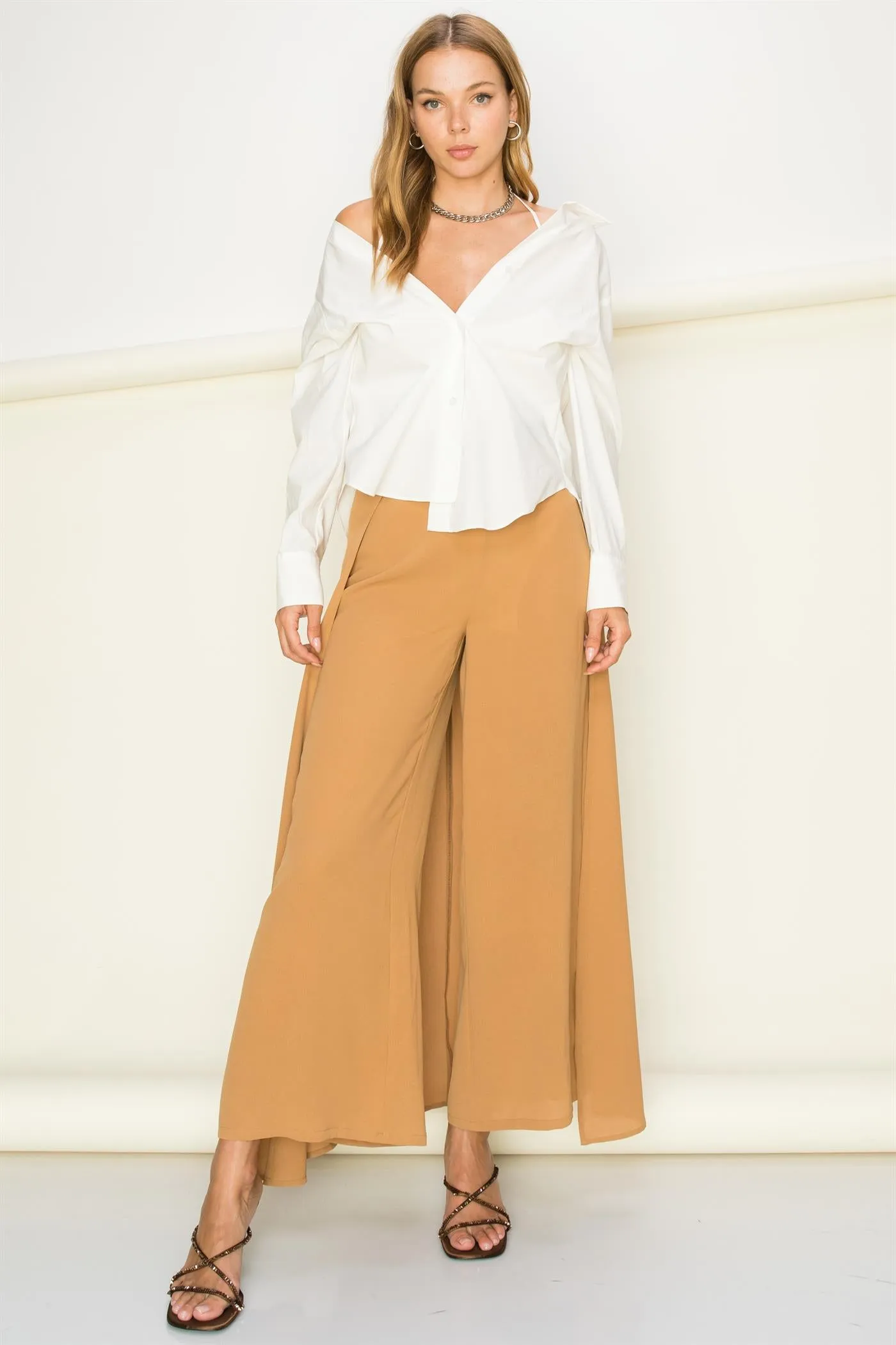 HF22G139-OFF SHOULDER ASYMMETRCAL BUTTON-UP SHIRT