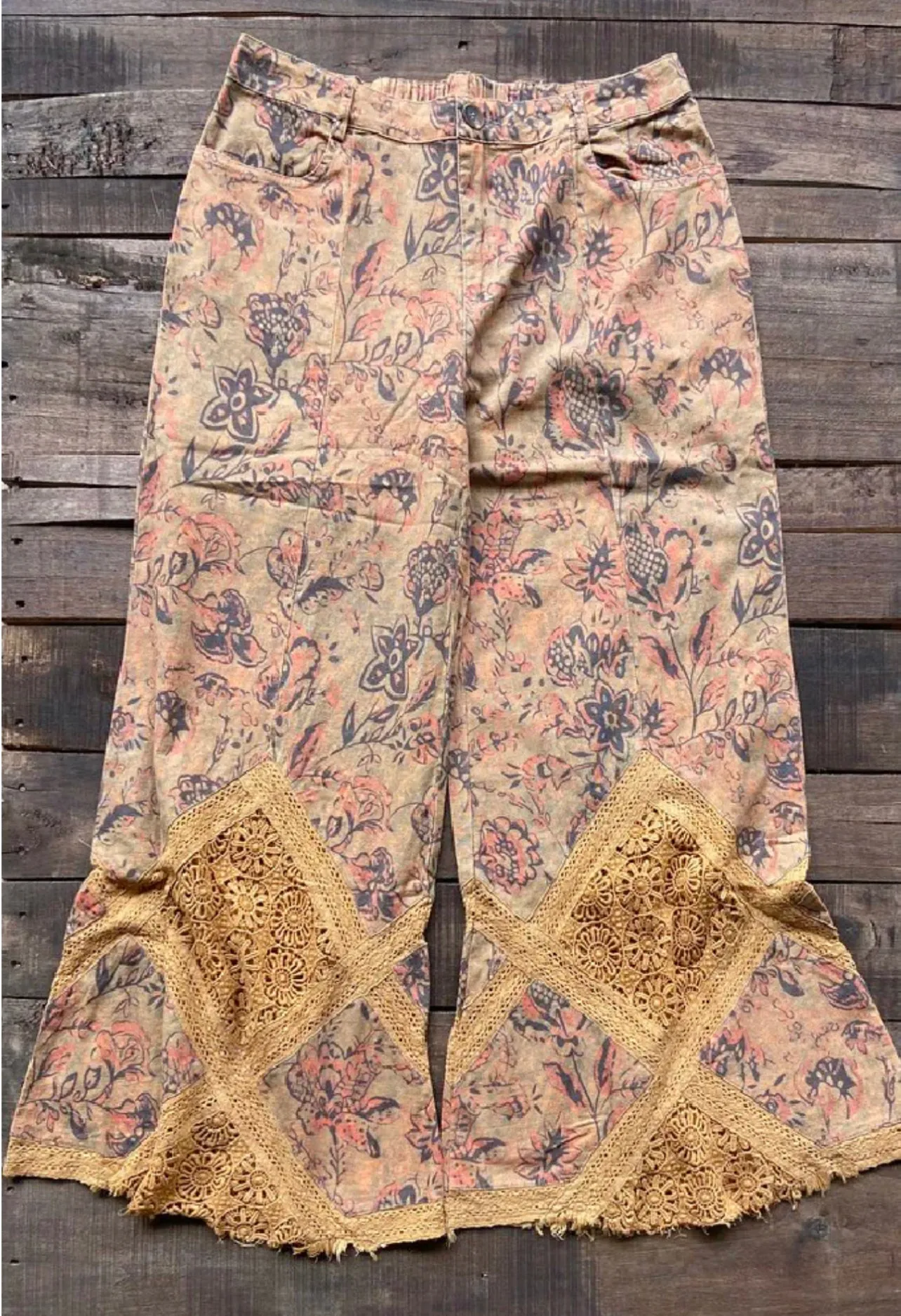 JADED GYPSY FEELING HIPPIE PANTS Pants