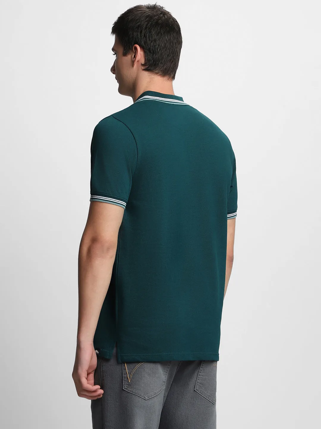 Men's Spread Collar Regular Fit Solid Teal T-shirt