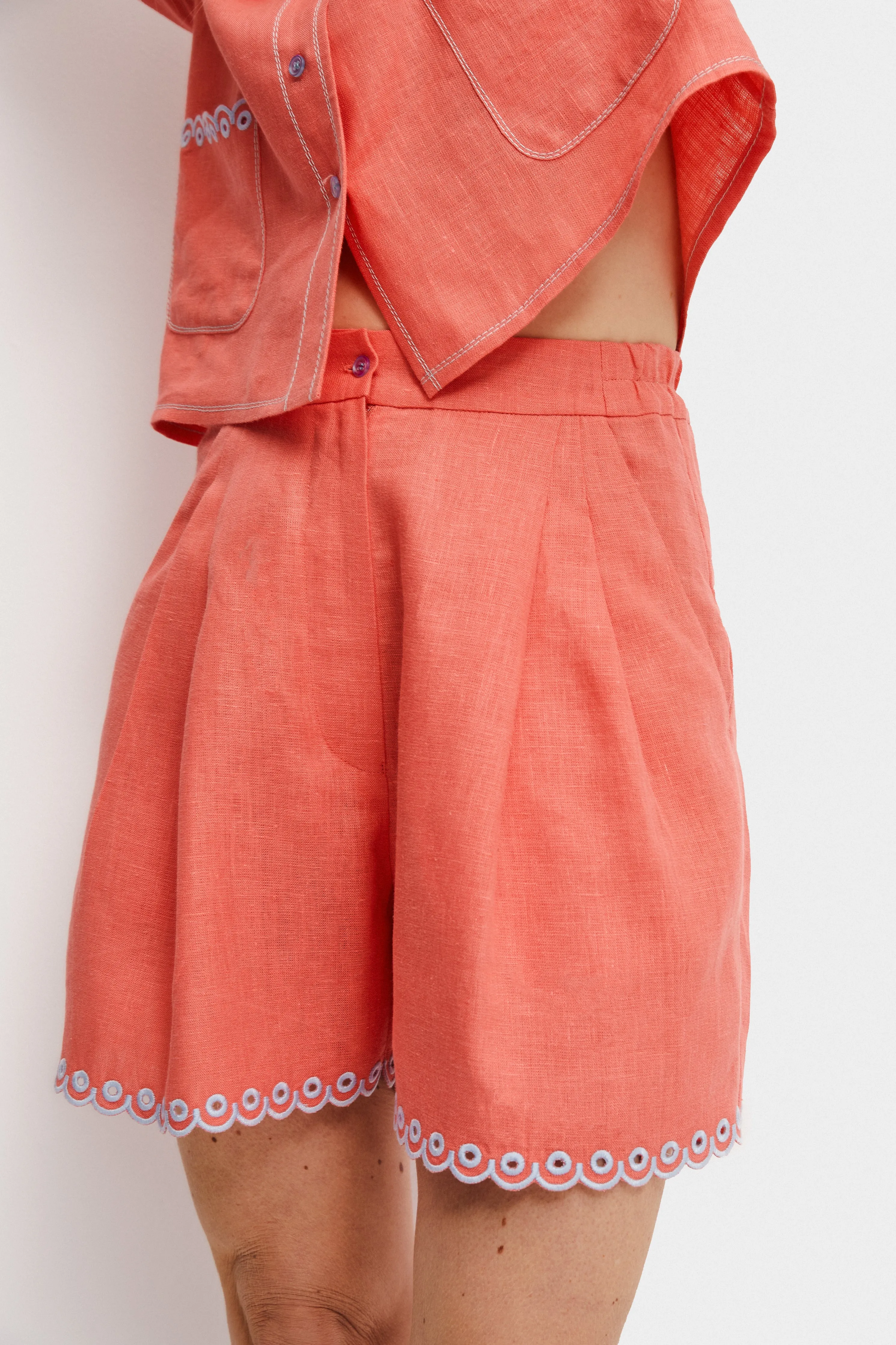 Petra Embroidered Linen Shorts in Strawberry
